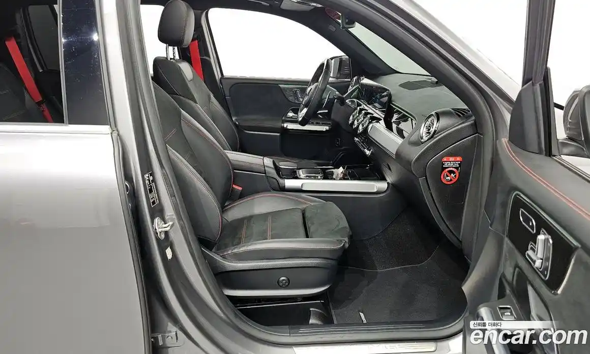 Mercedes-Benz GLB-Class 2023 2.0 Автомат в Москве № 222304, фото 16