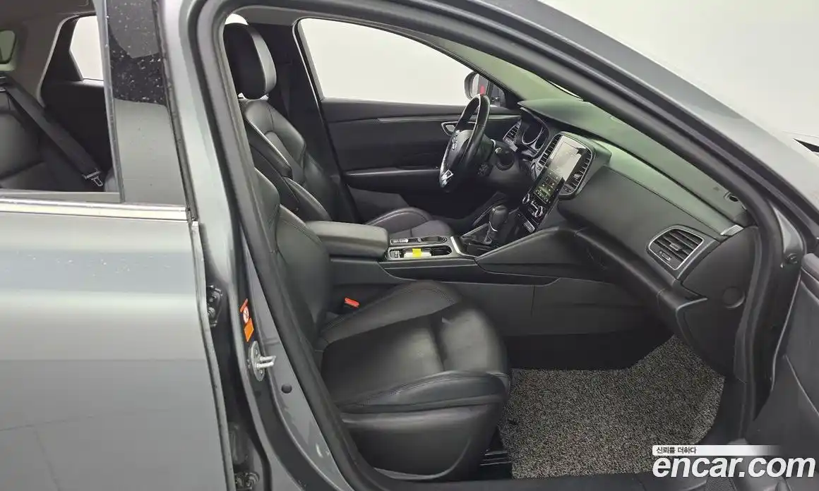 Renault SM6 2020 2.0 Автомат в Москве № 223619, фото 11