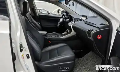 Lexus NX 2016 2.5 Автомат в Москве № 231989, миниатюра 4