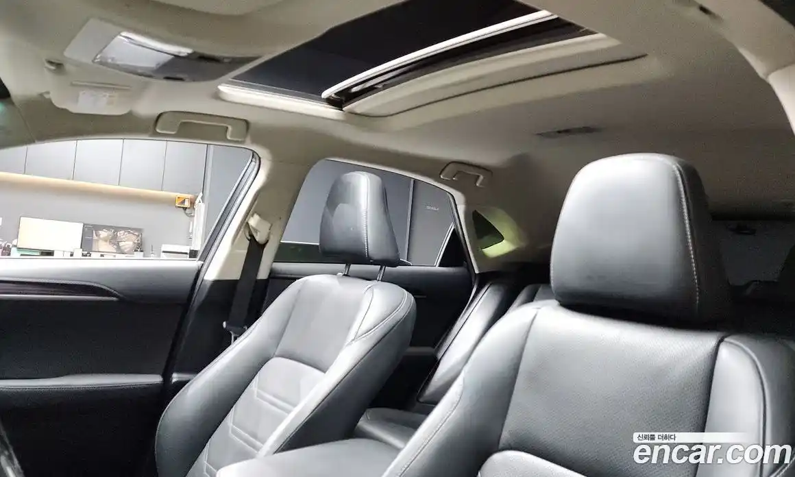 Lexus NX 2018 2.5 Автомат в Москве № 232009, фото 11