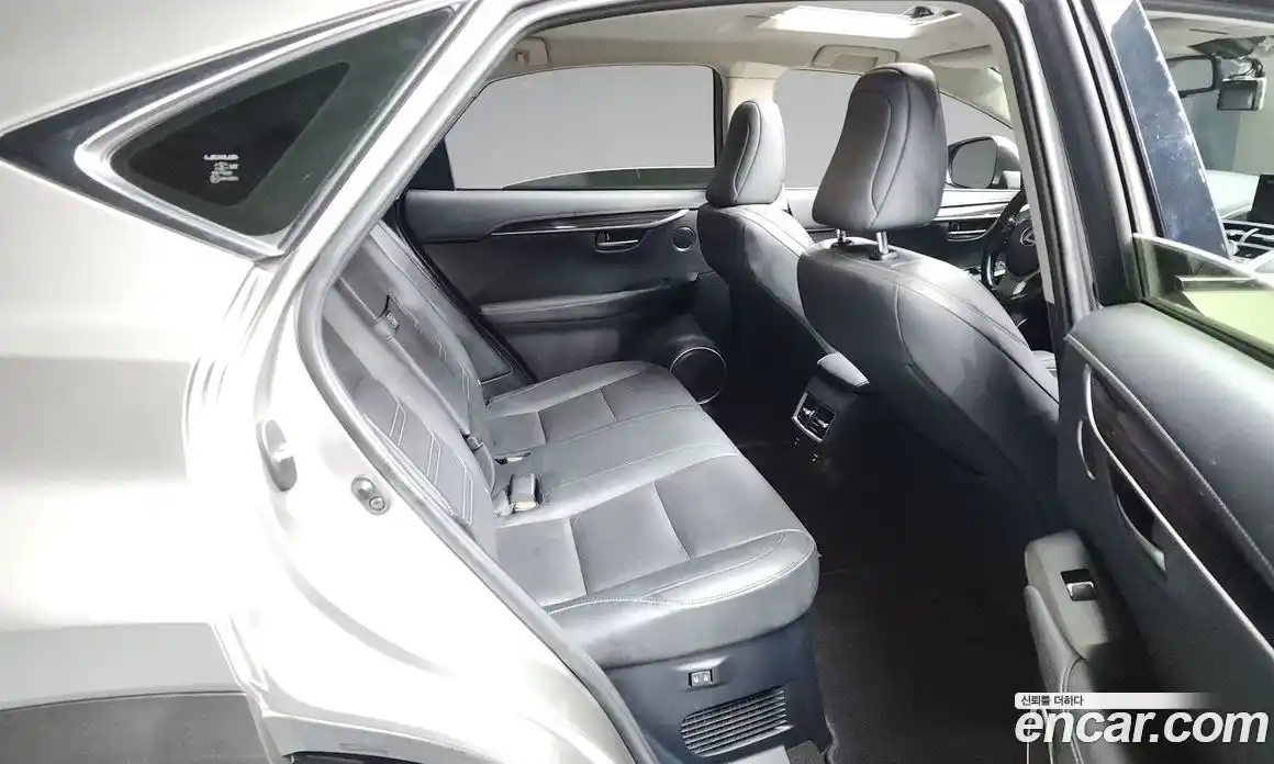 Lexus NX 2018 2.5 Автомат в Москве № 232009, фото 13