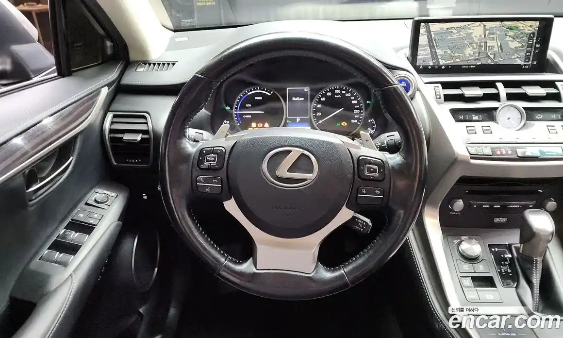 Lexus NX 2018 2.5 Автомат в Москве № 232009, фото 16