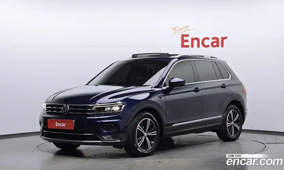 Volkswagen Tiguan 2020 2.0 Автомат в Москве № 232215, фото 17