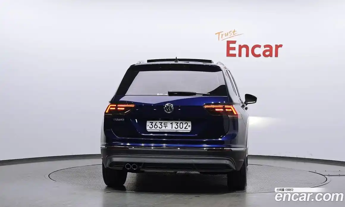 Volkswagen Tiguan 2020 2.0 Автомат в Москве № 232215, фото 6