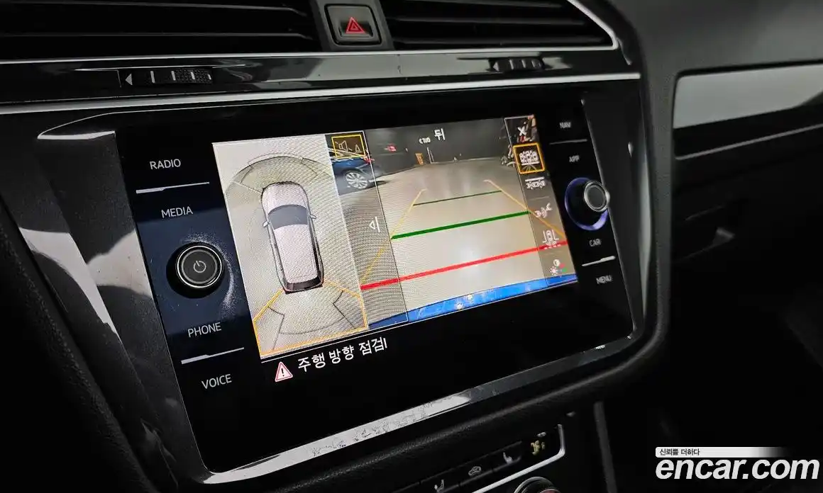 Volkswagen Tiguan 2020 2.0 Автомат в Москве № 232215, фото 9