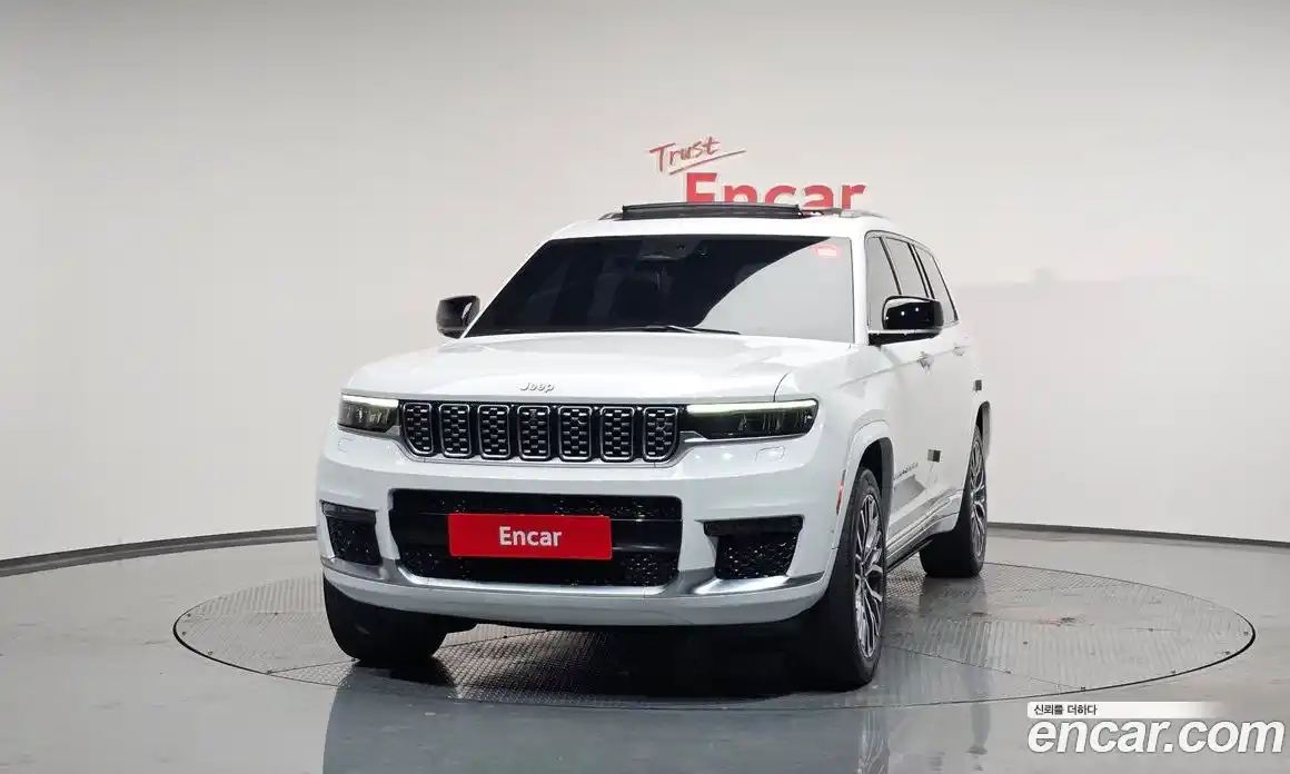 Jeep Cherokee 2022 3.6 Автомат в Москве № 232379, фото 14