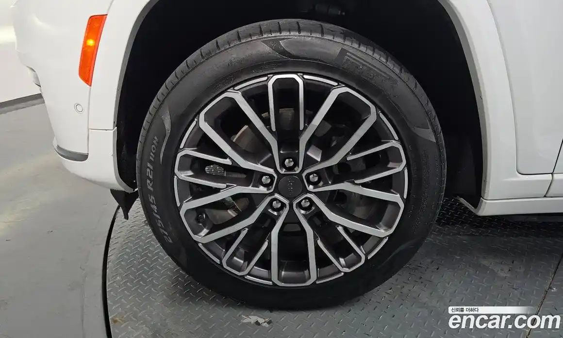 Jeep Cherokee 2022 3.6 Автомат в Москве № 232379, фото 3