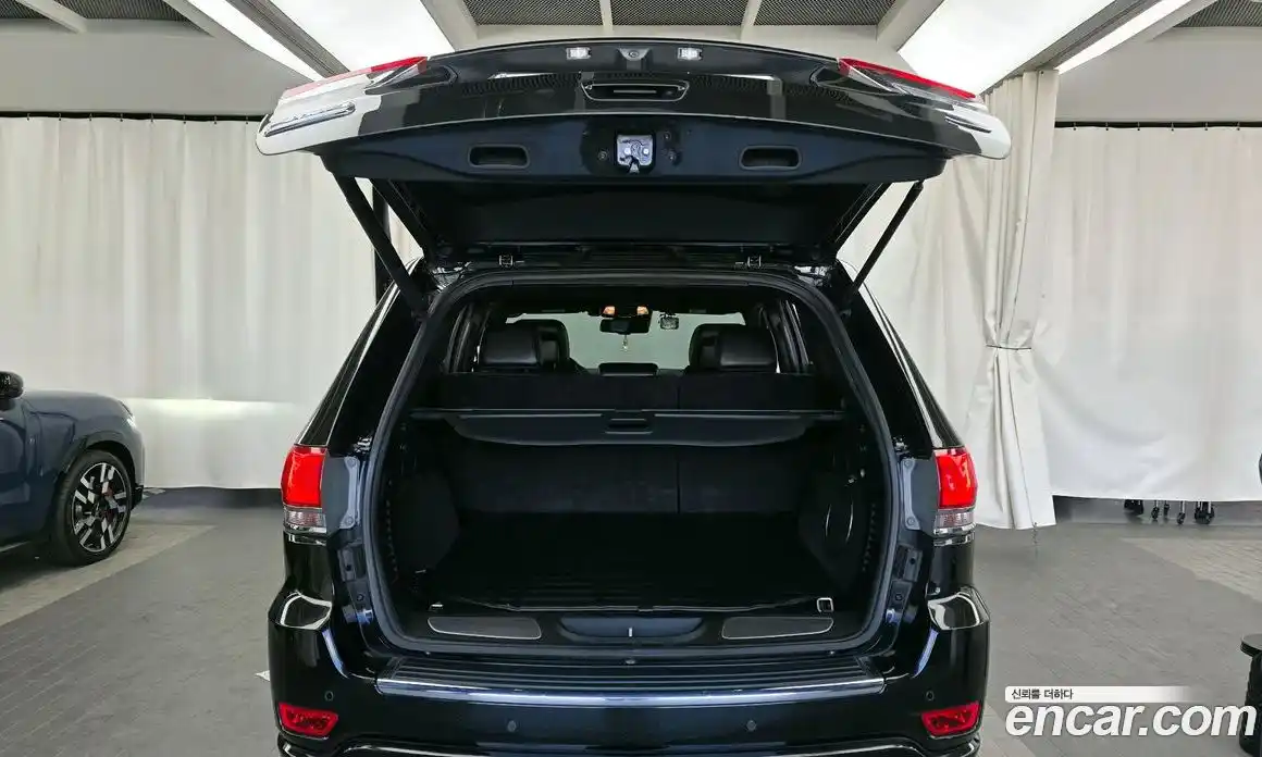 Jeep Cherokee 2016 3.0 Автомат в Москве № 232732, фото 20