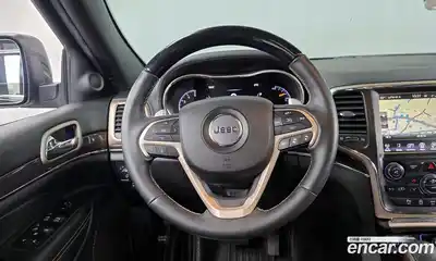 Jeep Cherokee 2016 3.0 Автомат в Москве № 232732, миниатюра 5