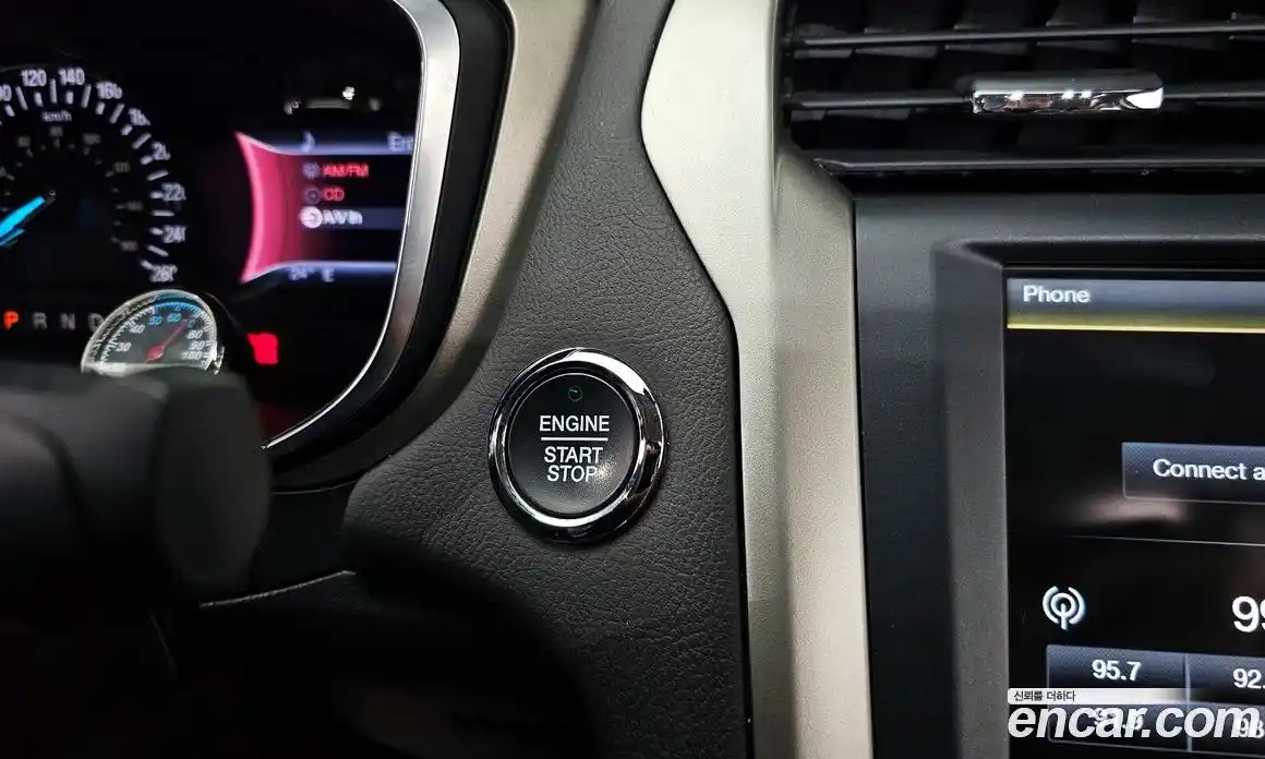 Ford Fusion 2013 2.0 Автомат в Москве № 246859, фото 3