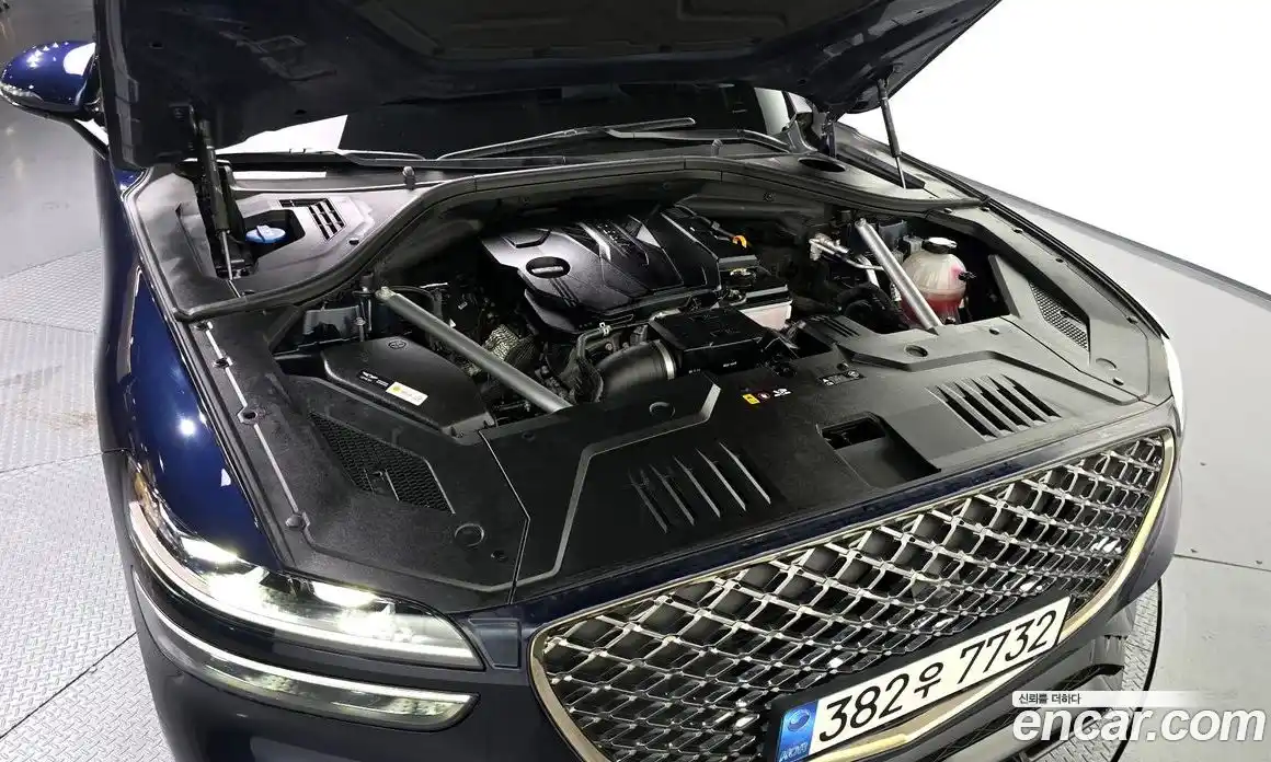 Genesis GV70 2022 2.5 Автомат в Москве № 24781, фото 6