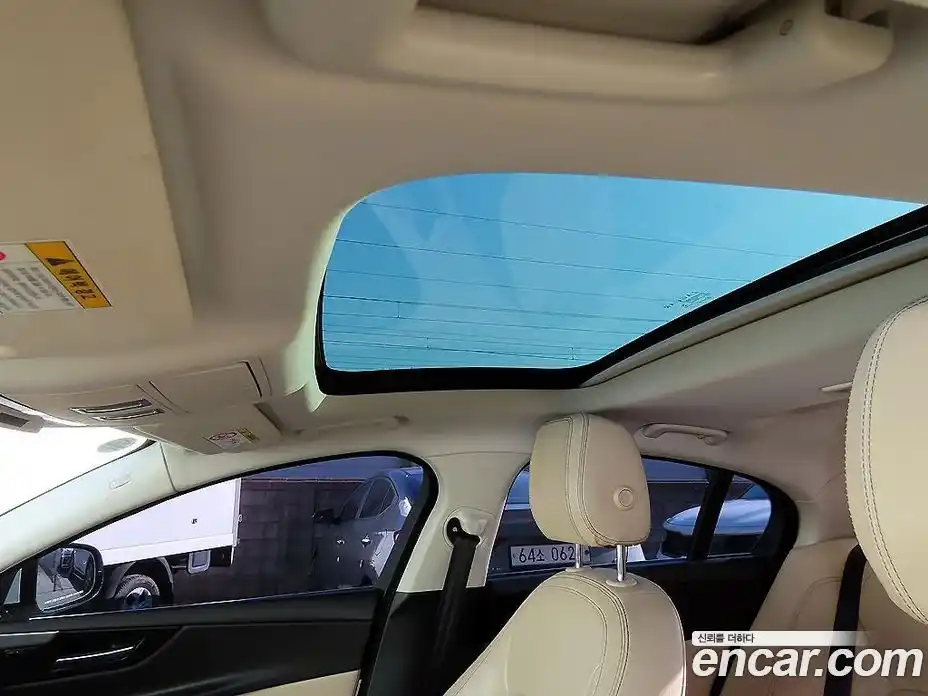 Jaguar XE 2016 2.0 Автомат в Москве № 248305, фото 18