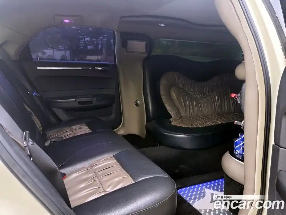 Chrysler 300C 2008 3.5 Автомат в Москве № 248920, фото 14