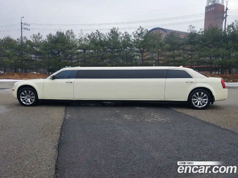 Chrysler 300C 2008 3.5 Автомат в Москве № 248920, фото 7