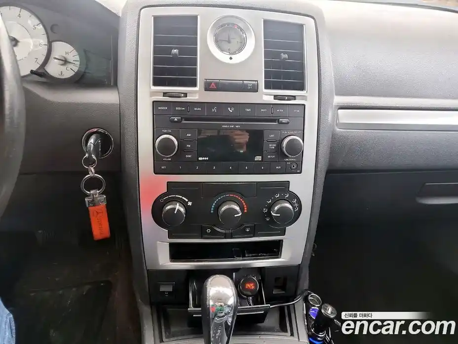 Chrysler 300C 2008 3.5 Автомат в Москве № 248920, фото 10