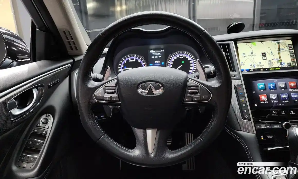 Infiniti Q50 2016 3.5 Автомат в Москве № 251167, фото 18