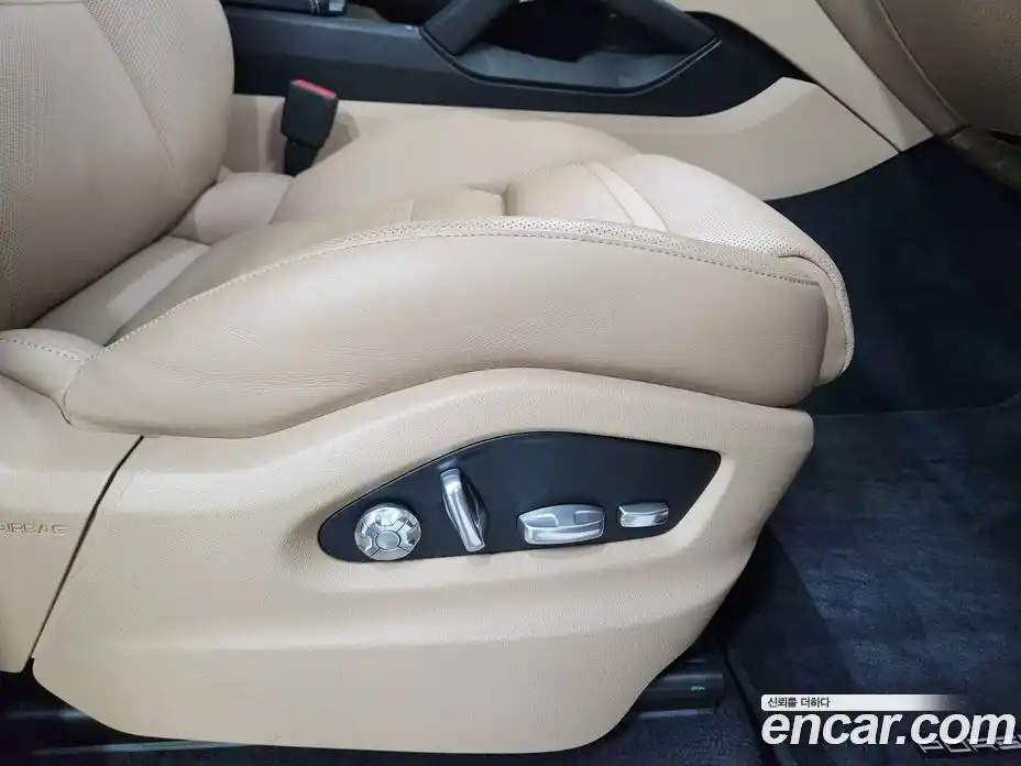 Porsche Cayenne 2020 3.0 Автомат в Москве № 252276, фото 16