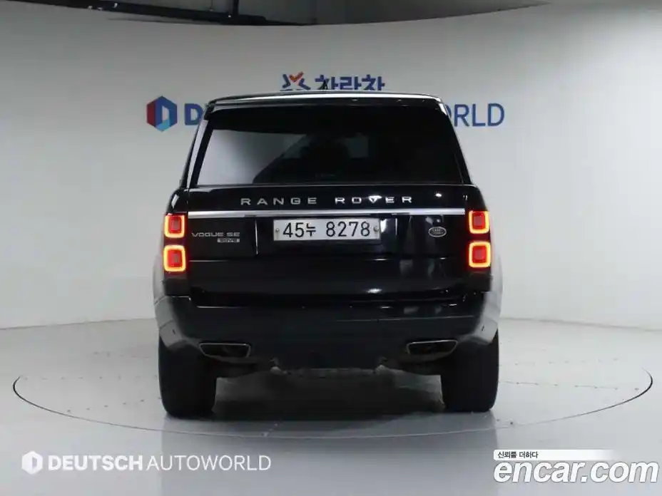 Land Rover Range-Rover 2018 4.4 Автомат в Москве № 252986, фото 4