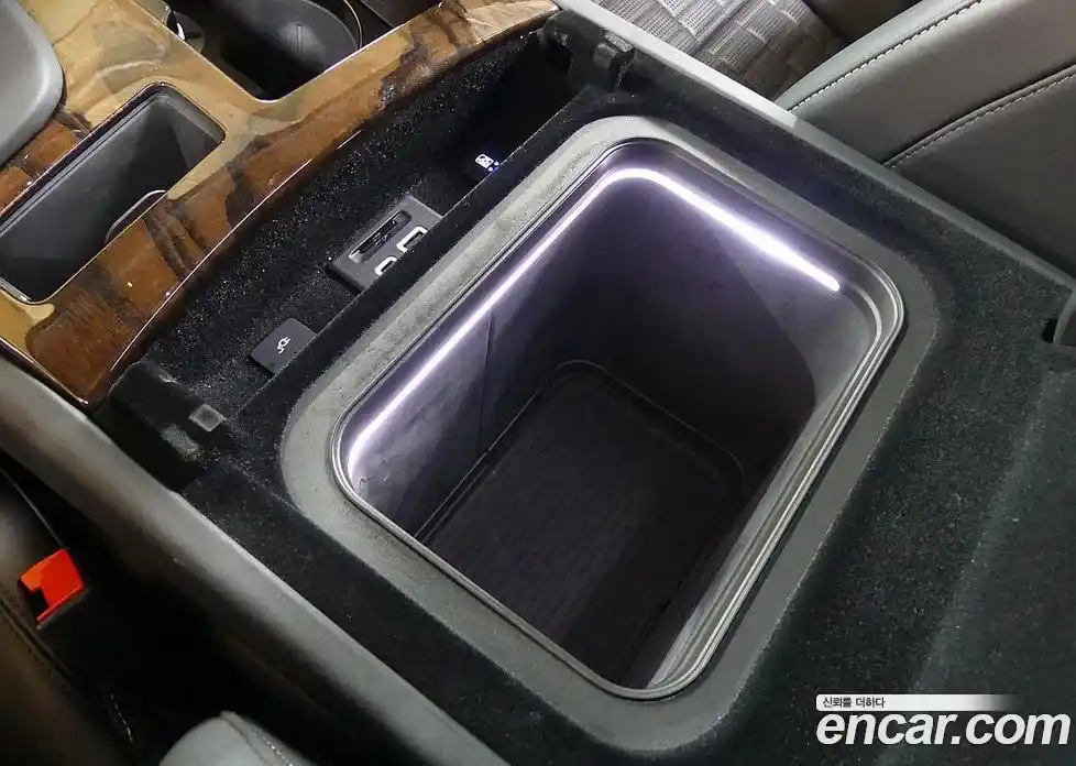 Cadillac Escalade 2021 6.2 Автомат в Москве № 256525, фото 12