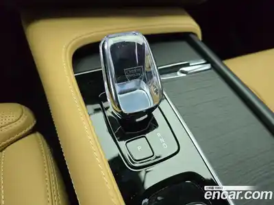 Volvo XC90 2025 2.0 Автомат в Москве № 270023, миниатюра 9