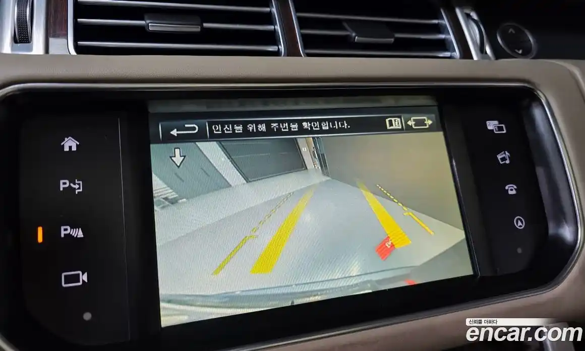 Land Rover Range-Rover 2016 4.4 Автомат в Москве № 271546, фото 16