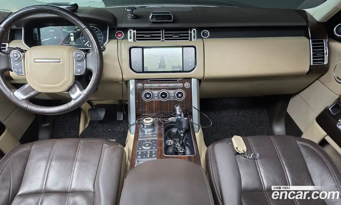 Land Rover Range-Rover 2016 4.4 Автомат в Москве № 271546, фото 7