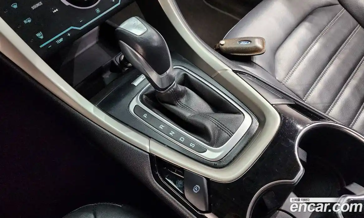 Ford Fusion 2014 2.0 Автомат в Москве № 281250, фото 9