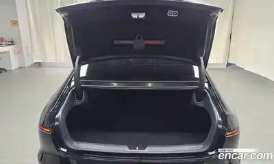 Hyundai Grandeur 2023 1.6 Автомат в Москве № 281657, миниатюра 3