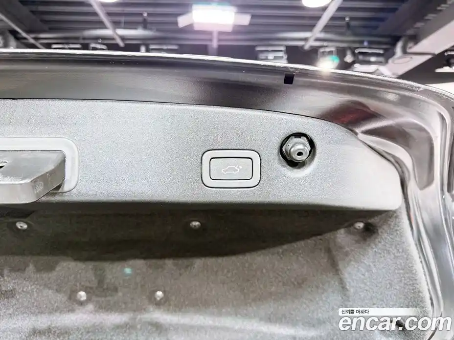 Jaguar XJ 2013 2.0 Автомат в Москве № 283953, фото 19