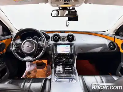 Jaguar XJ 2013 2.0 Автомат в Москве № 283953, миниатюра 4