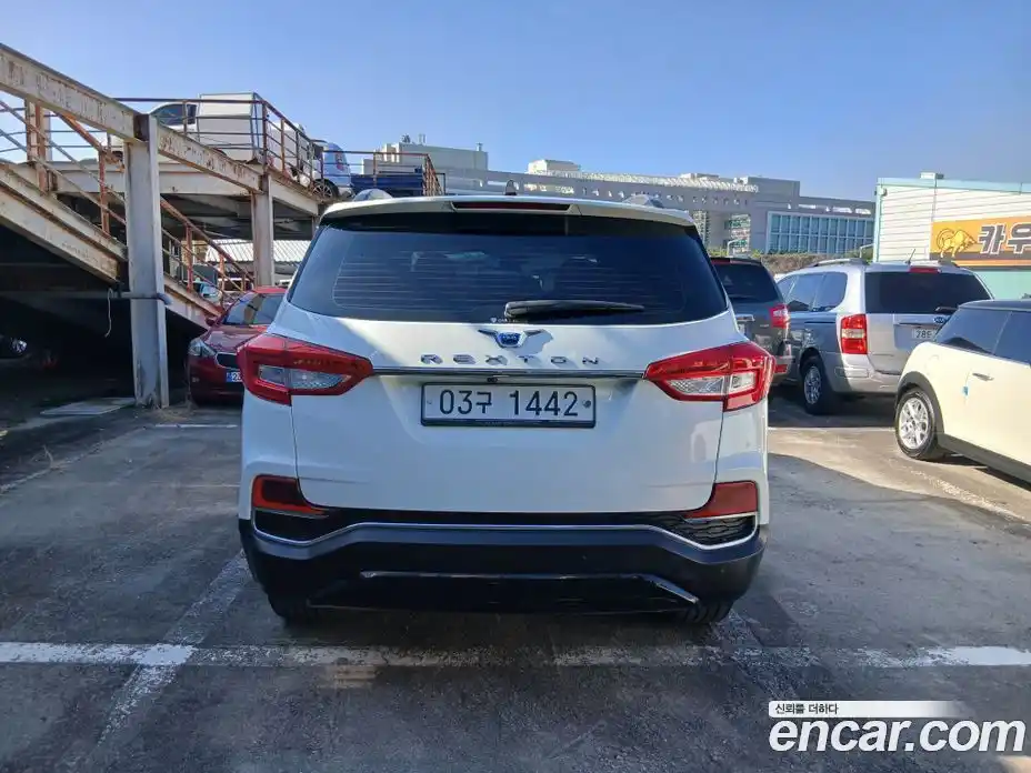SsangYong Rexton 2018 2.2 Автомат в Москве № 29145, фото 4
