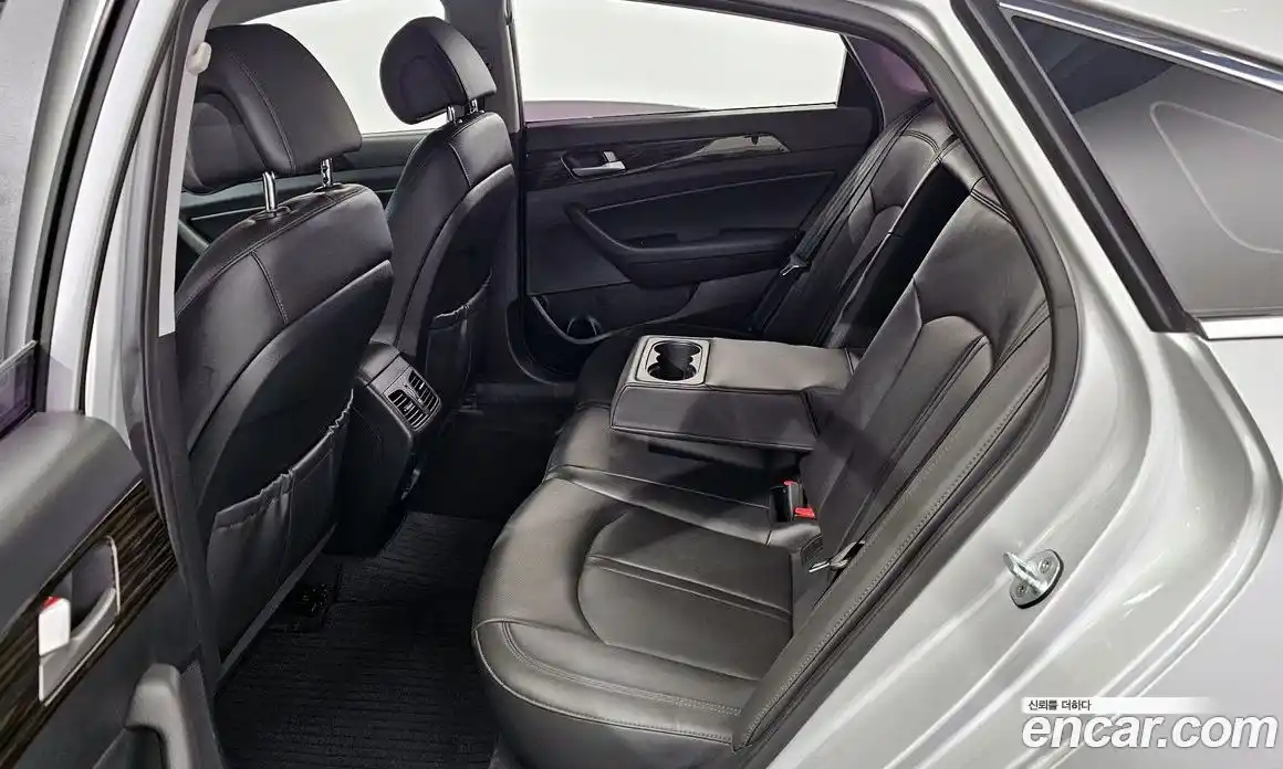 Hyundai Sonata 2016 2.0 Автомат в Москве № 2957, фото 18