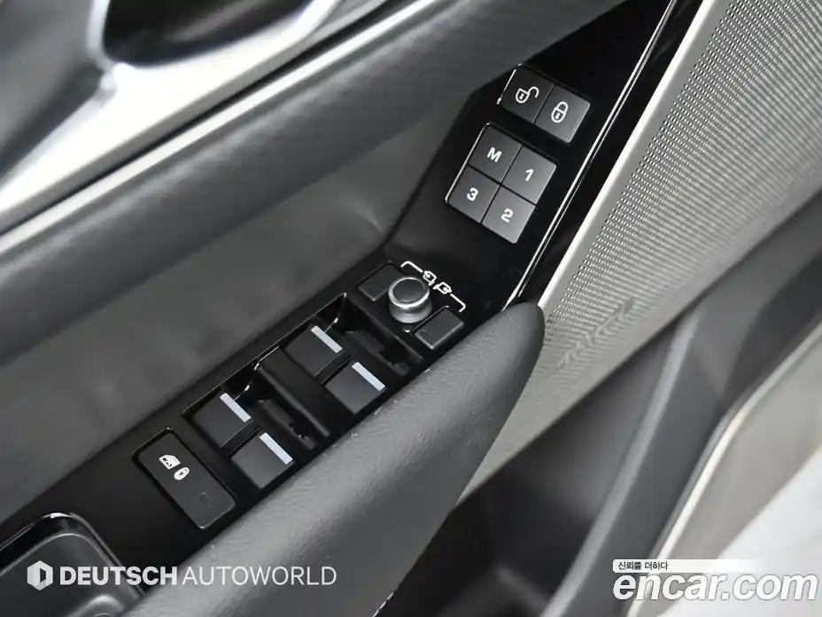 Land Rover Range-Rover Velar 2019 3.0 Автомат в Москве № 296075, фото 17