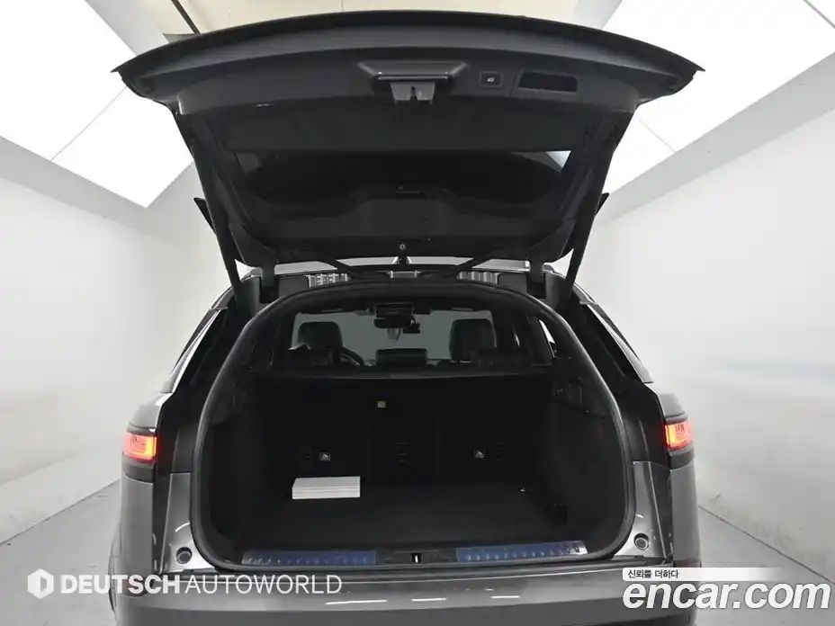 Land Rover Range-Rover Velar 2019 3.0 Автомат в Москве № 296075, фото 20