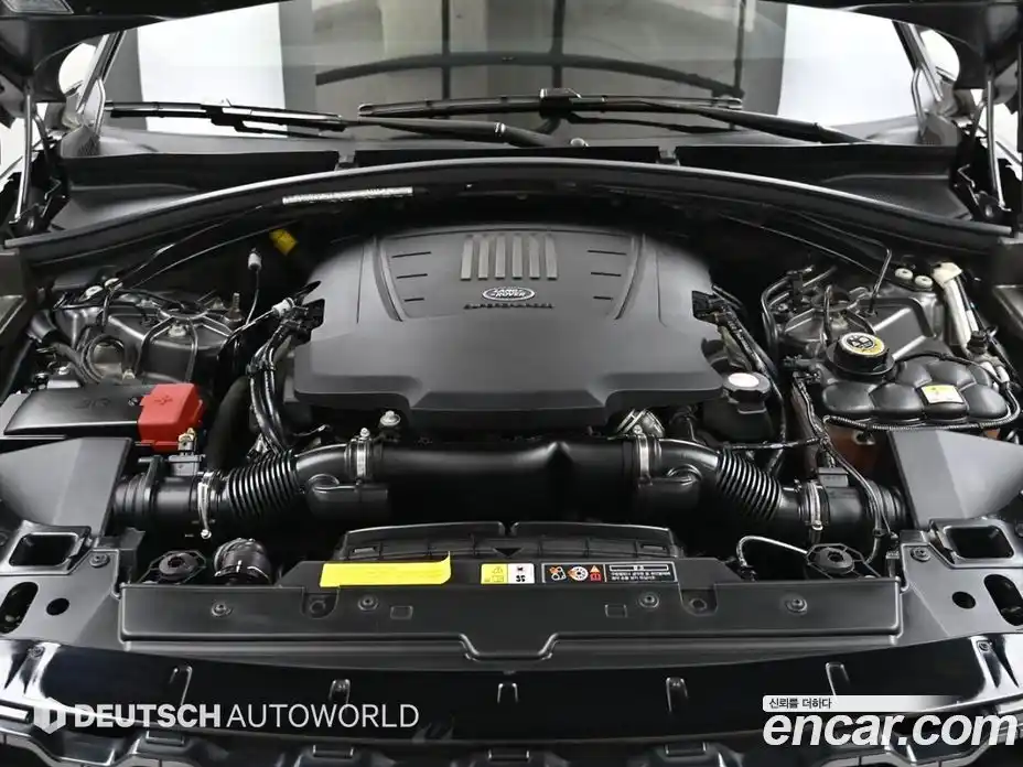 Land Rover Range-Rover Velar 2019 3.0 Автомат в Москве № 296075, фото 6