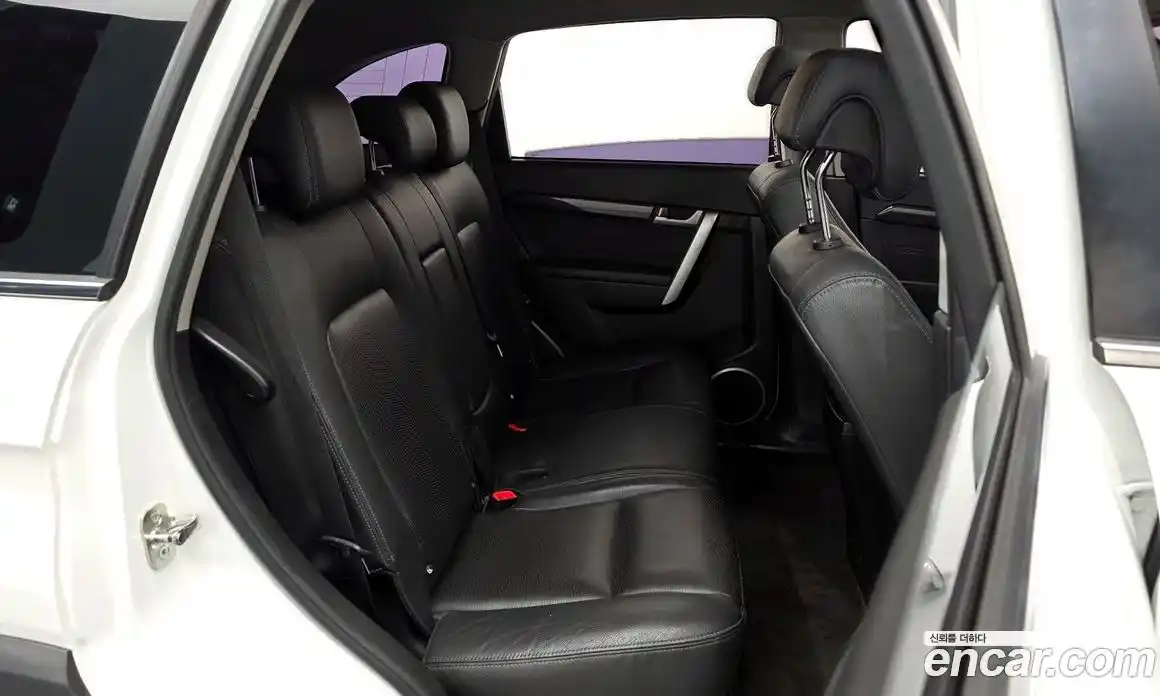 Chevrolet Captiva 2015 2.0 Автомат в Москве № 297695, фото 16