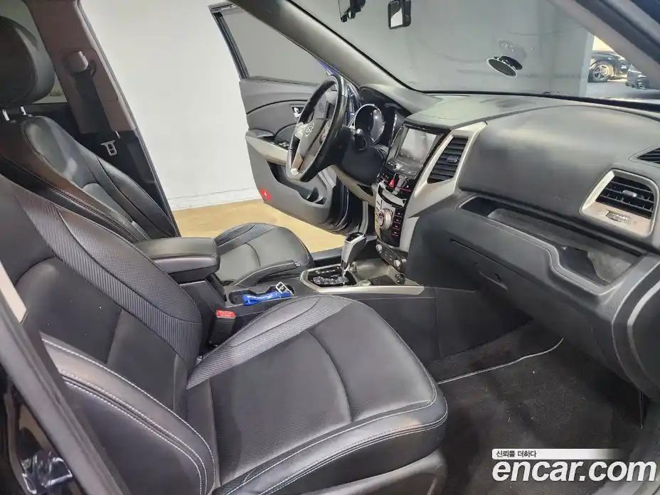 SsangYong TIBOLI 2016 1.6 Автомат в Москве № 30704, фото 16