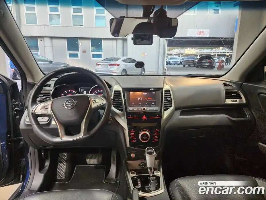 SsangYong TIBOLI 2016 1.6 Автомат в Москве № 30704, фото 18