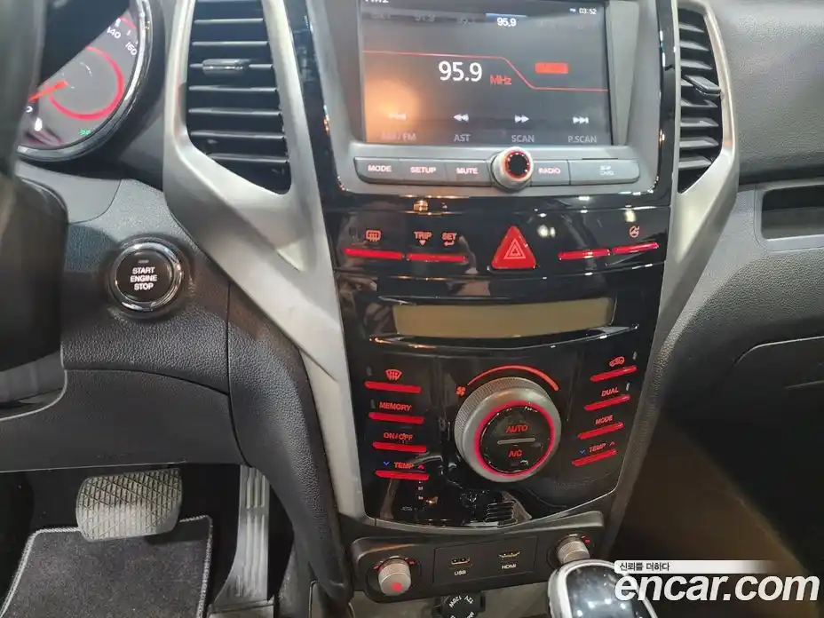 SsangYong TIBOLI 2016 1.6 Автомат в Москве № 30704, фото 10