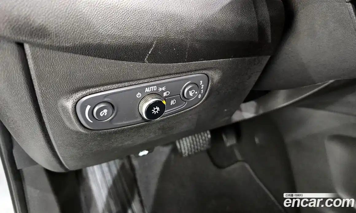 Chevrolet Equinox 2020 1.6 Автомат в Москве № 314646, фото 9