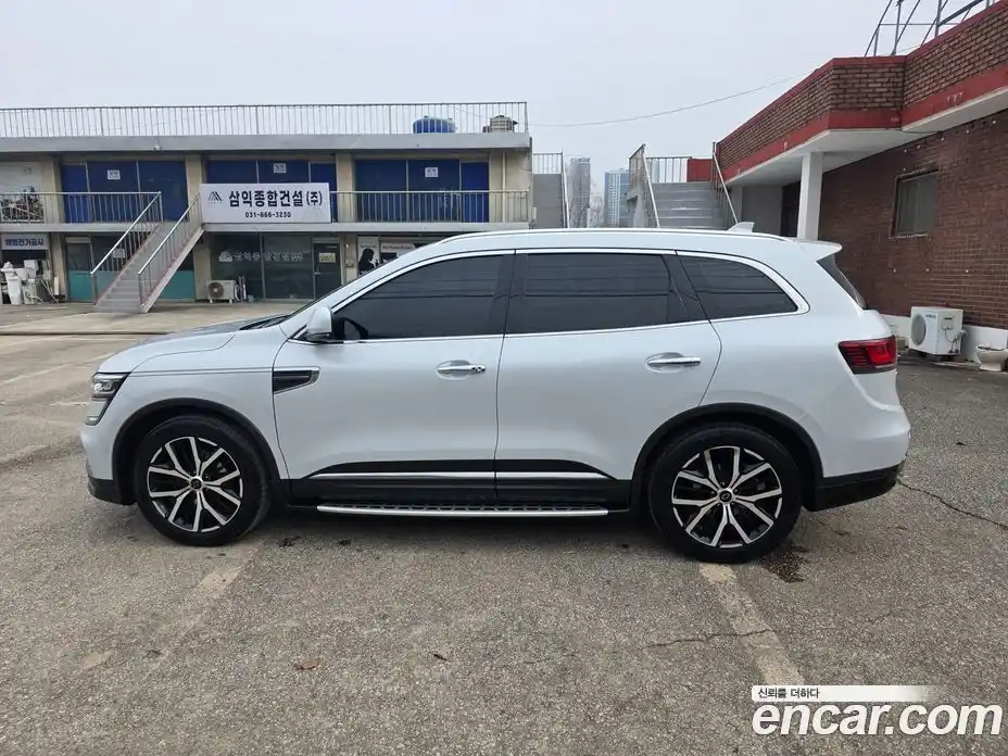 Renault QM6 2021 2.0 Автомат в Москве № 317939, фото 3