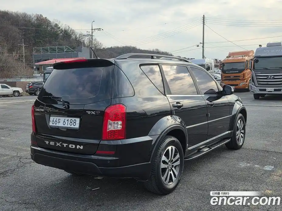 SsangYong Rexton 2014 2.0 Автомат в Москве № 324112, фото 4