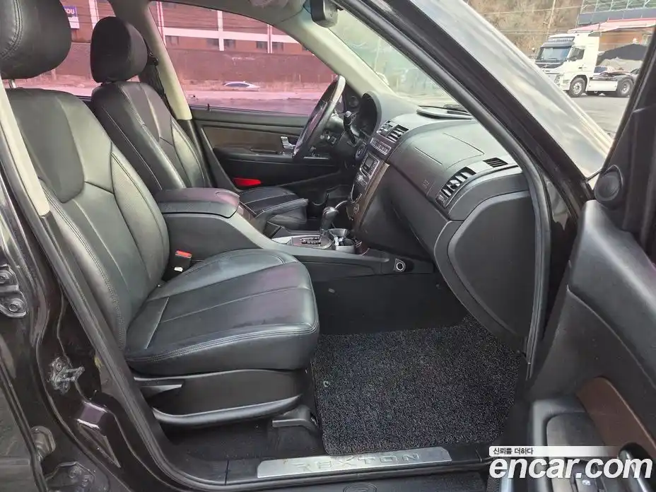 SsangYong Rexton 2014 2.0 Автомат в Москве № 324112, фото 7