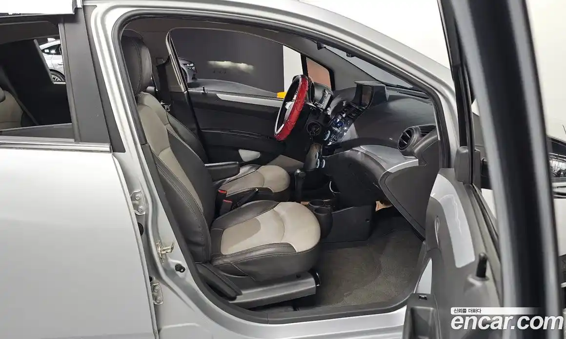 Chevrolet Spark 2012 1.0 Автомат в Москве № 327322, фото 5