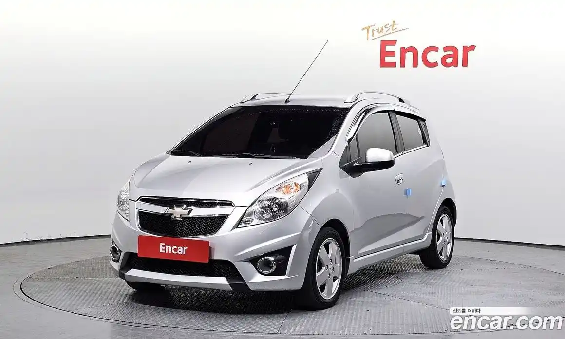 Chevrolet Spark 2012 1.0 Автомат в Москве № 327322, фото 9