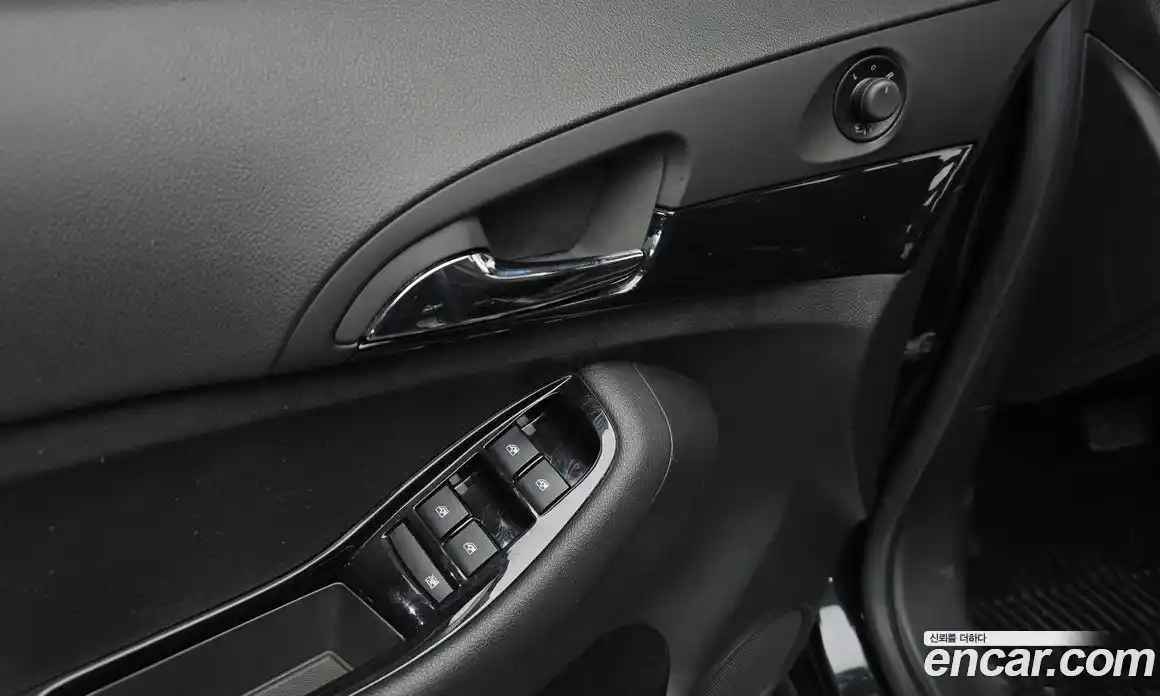 Chevrolet Orlando 2013 2.0 Автомат в Москве № 327735, фото 1