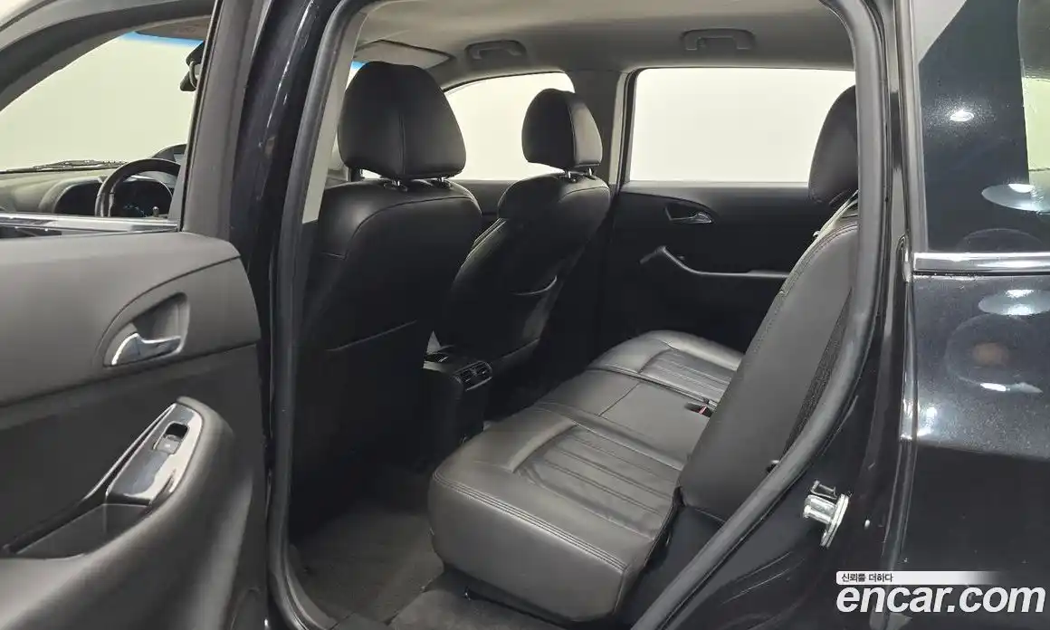 Chevrolet Orlando 2013 2.0 Автомат в Москве № 327735, фото 5