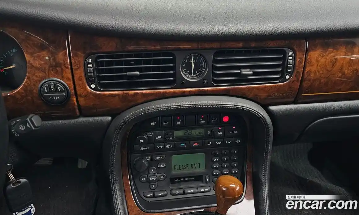 Jaguar Daimler 2002 4.0 Автомат в Москве № 331524, фото 14