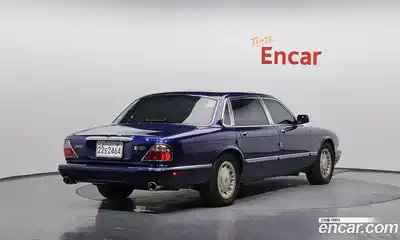 Jaguar Daimler 2002 4.0 Автомат в Москве № 331524, миниатюра 2
