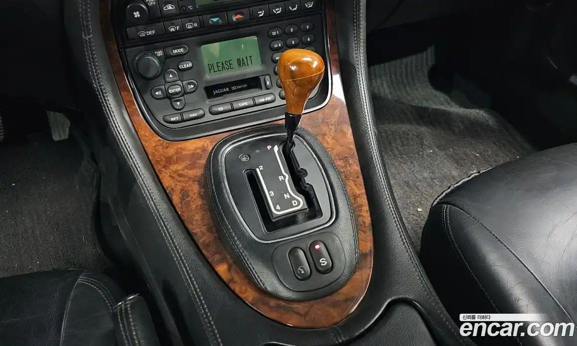 Jaguar Daimler 2002 4.0 Автомат в Москве № 331524, фото 9